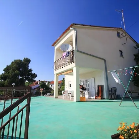 Zane Apartament Pjescana Uvala