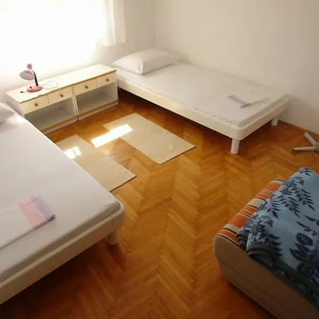 Zane Apartament *